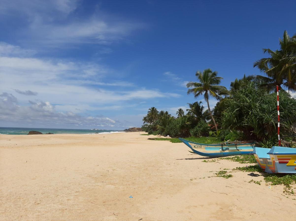 Dollyz Home - Sri Lanka Ambalangoda  Eksteriør bilde